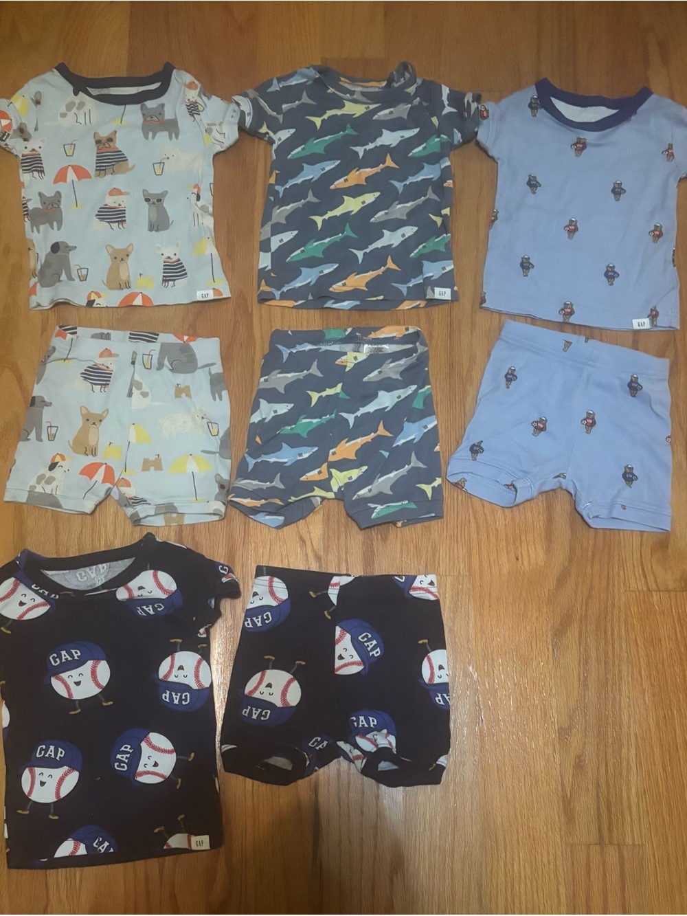 4 Adorable Baby Pajama sets! In great condition! #BabyGap 12-18 months